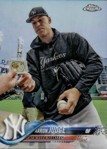 Aaron Judge New York Yankees Mini Helmet Card Display Collectible Topps  Auto Shadowbox Autograph
