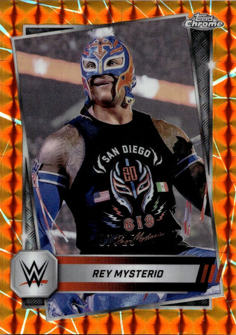 2025 Rey Mysterio Topps Chrome WWE ORANGE GEOMETRIC REFRACTOR 07/25 #62 Monday Night Raw