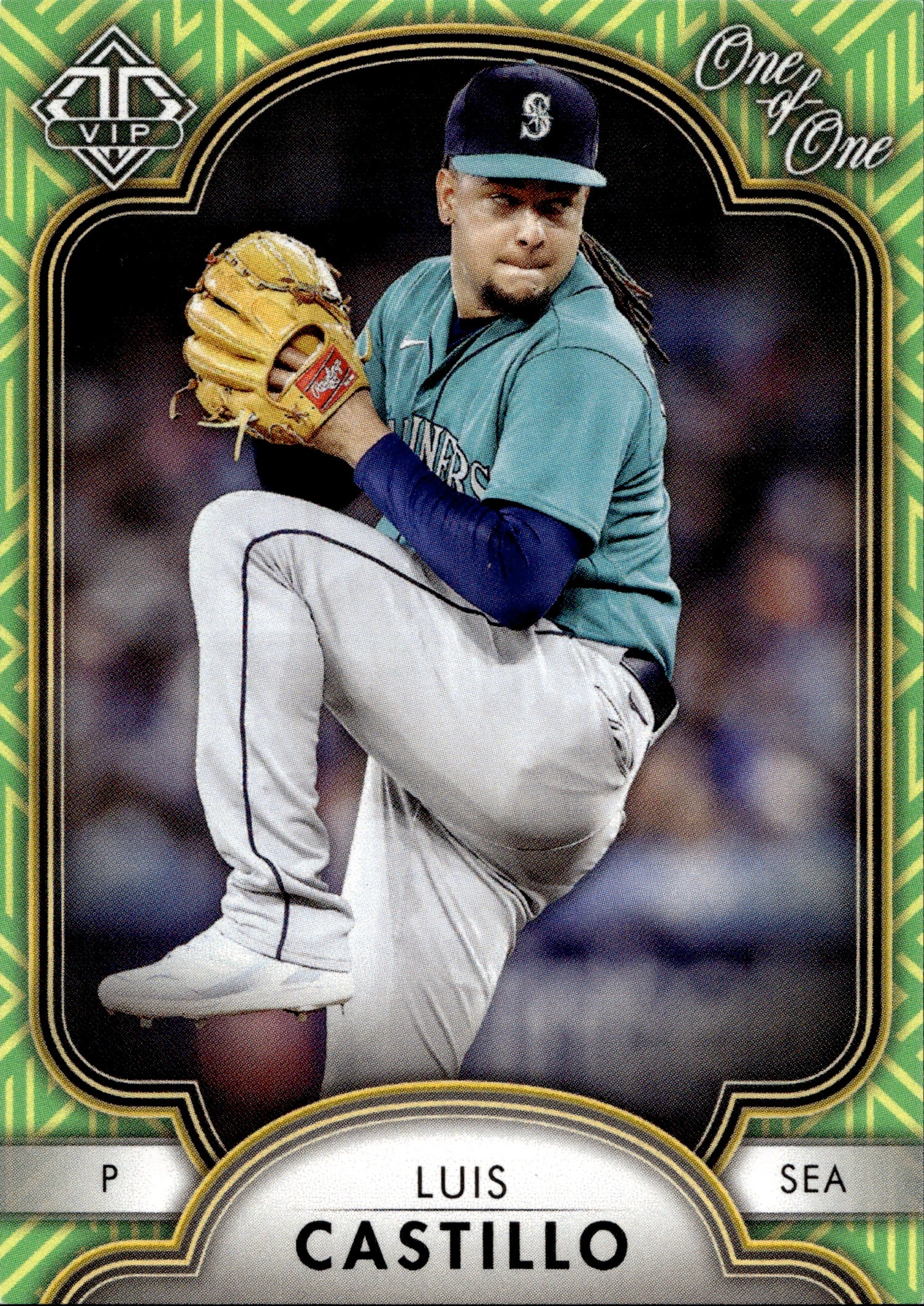 2023 Willson Contreras Topps Chrome GREEN REFRACTOR JERSEY NUMBER 40/9