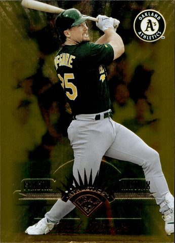 1997 Mark McGwire Leaf FRACTAL MATRIX #38 Oakland A's