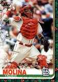 2019 Yadier Molina Topps HOLIDAY PHOTO VARIATION (RED/GREEN SLEEVE) St. Louis Cardinals #HW144
