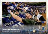 2015 Mike Moustakas Topps SERIES 2 CELEBRATING WITH FANS SP PHOTO VARIATION #461 Kansas City Royals