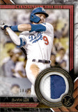 2022 Gavin Lux Topps Museum Collection MEANINGFUL MATERIAL GOLD GAME-USED MEMORABILIA 18/25 #MMR1-GL Los Angeles Dodgers
