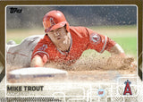 2015 Mike Trout Topps Series One GOLD 1158/2015 #300 Anaheim Angels