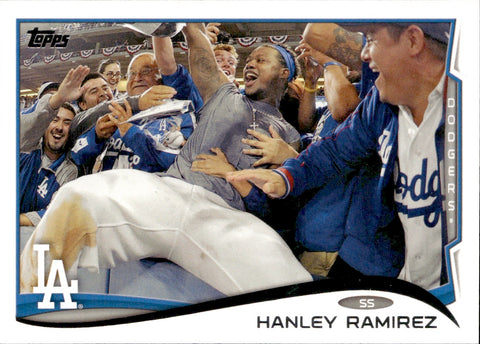 2014 Hanley Ramirez Topps CELEBRATING WITH FANS SP PHOTO VARIATION #314 Los Angeles Dodgers
