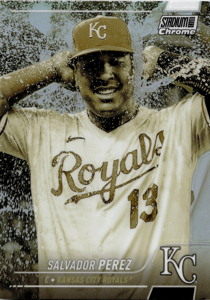 2022 Salvador Perez Topps Stadium Club Chrome GOLD MINTED #69 Kansas City  Royals