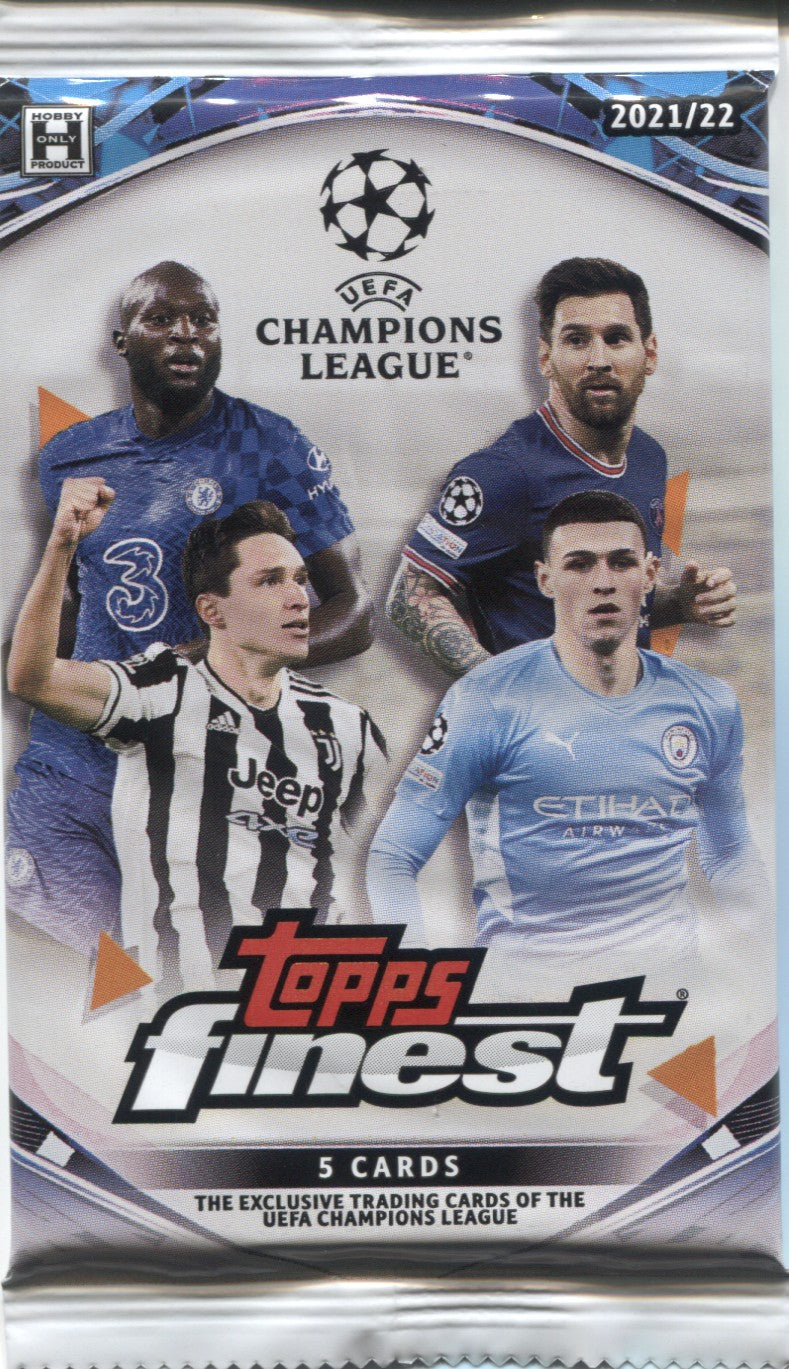 2021-22 Topps UEFA Champions League Soccer Hobby Box (24 Packs/8 Cards: 18  Inserts)